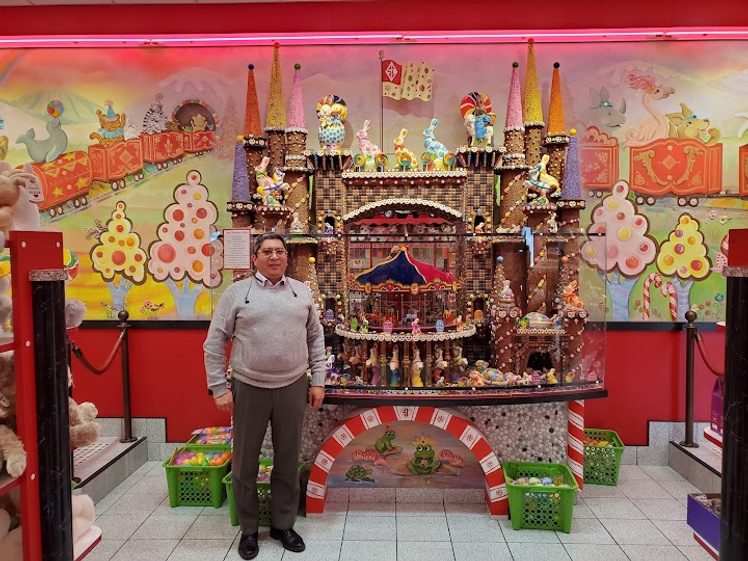 Sarris Candies