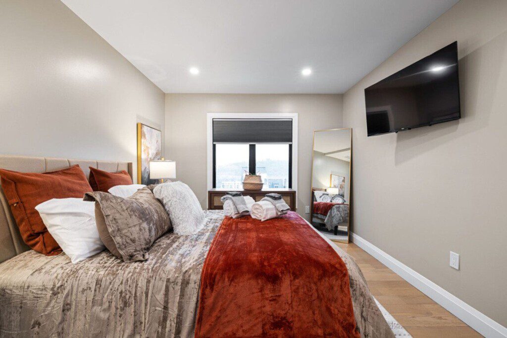 48 web or mls prep solutions 5255 wickliff st 48 1140x760