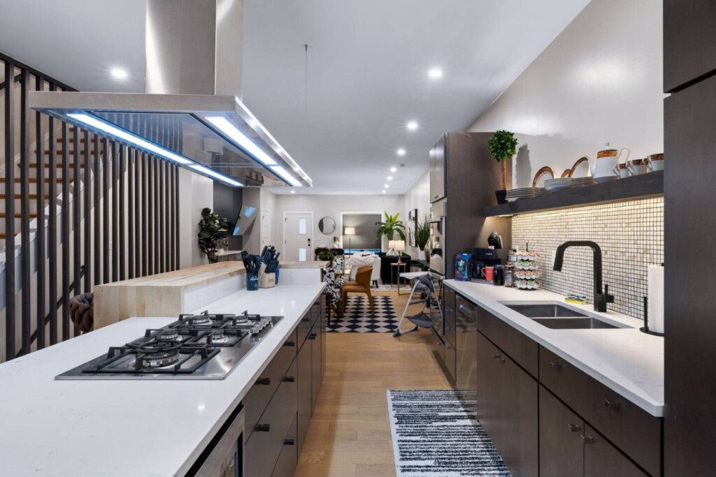 165528 420303 A4y bdF3N8B2qQmUTzleLnCP5ntZRVra aFOa RiLxY 689234806042c.jpg