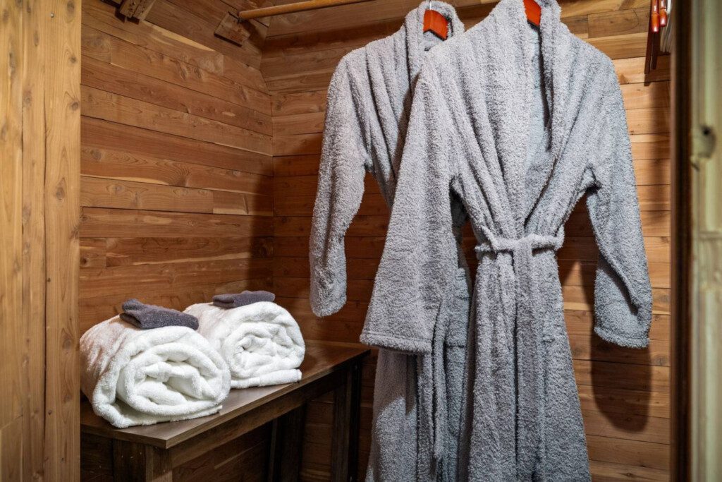 165528 420304 wi7cTANl5gRgTfENddJiiYvNiFnZG 0 fVZz WxwD 8 6892346fed887.jpg