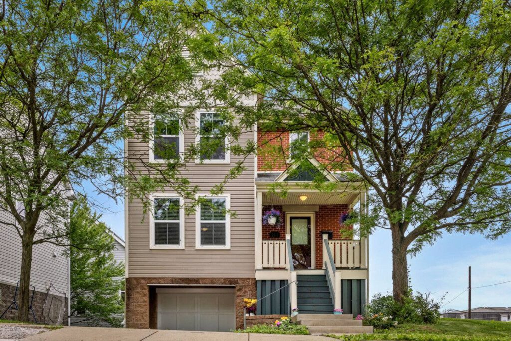 165528 420296 Nb8eCxv9SaUXi1tX5I0d I3EgvCKzFTBDYwTKzygIVU 6892364f193c9.jpg